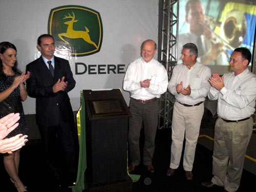 Josimara Ribeiro de Mendonça Camargo, Marcelo Mendonça, Paulo Hermann (Diretor Comercial América Latina), Werner Santos (Diretor Comercial Brasil)