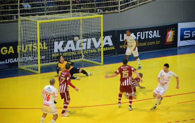 Intelli perde mais uma e cai pra quinto na tabela; veja os gols Intelli perde mais uma e cai pra quinto na tabela; veja os gols