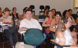 Projeto Reviva o �leo capacita coordenadores em Orl�ndia